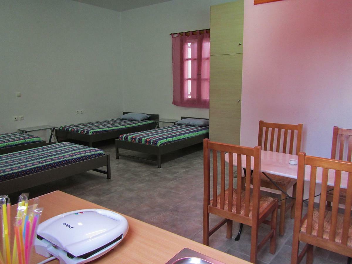"Action" House In Leonidio 4-Beds Appartement Buitenkant foto