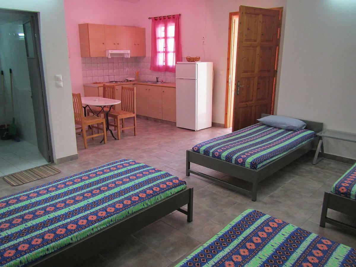 "Action" House In Leonidio 4-Beds Appartement Buitenkant foto
